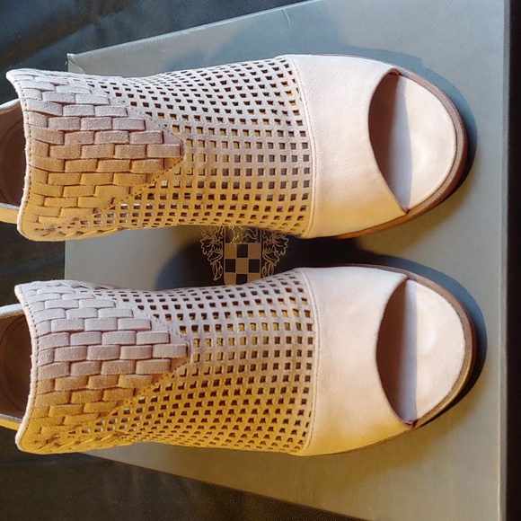 Vince Camuto fritzey perforated peep toe bootie - Picture 3 of 5